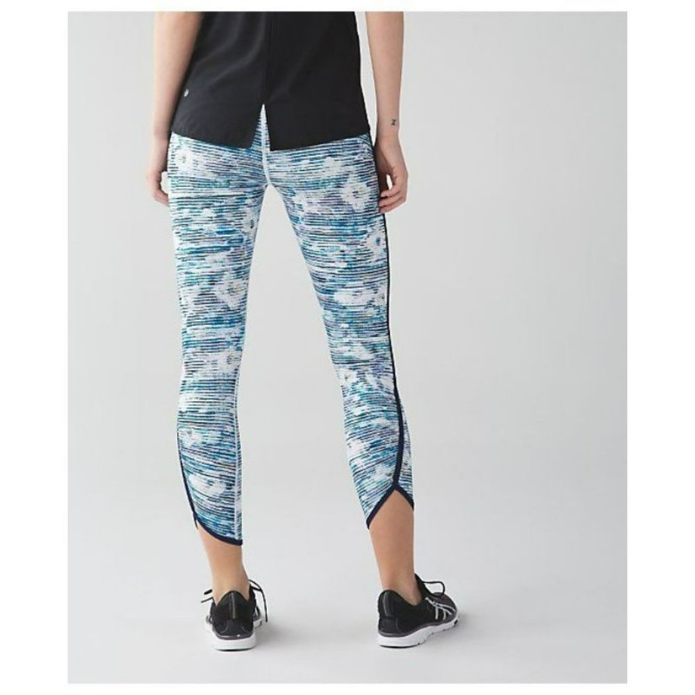 Lululemon Womens Size 4 Blurry Belle Real Quick Tight Leggings Multicolor gym